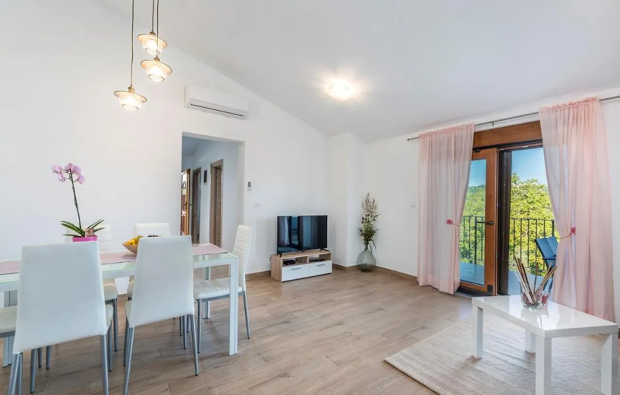 Vikendica Terre Bianche With Private Pool And Whirlpool Croatia