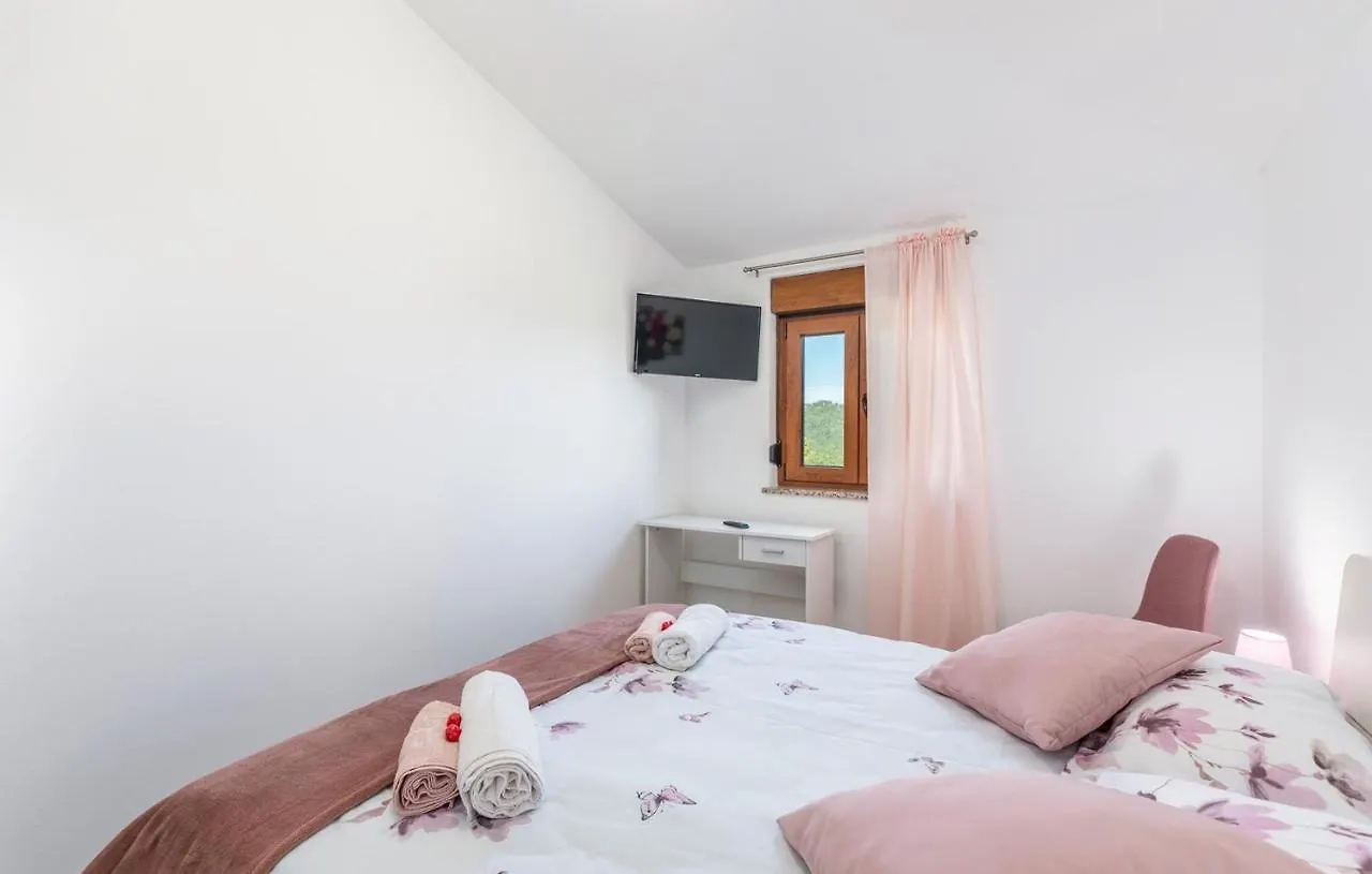 Vikendica Terre Bianche With Private Pool And Whirlpool