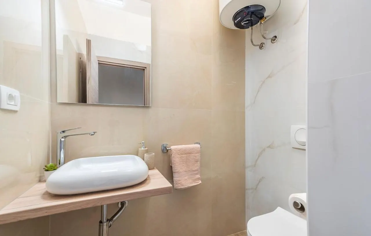 부제 Terre Bianche With Private Pool And Whirlpool 빌라 0*,
