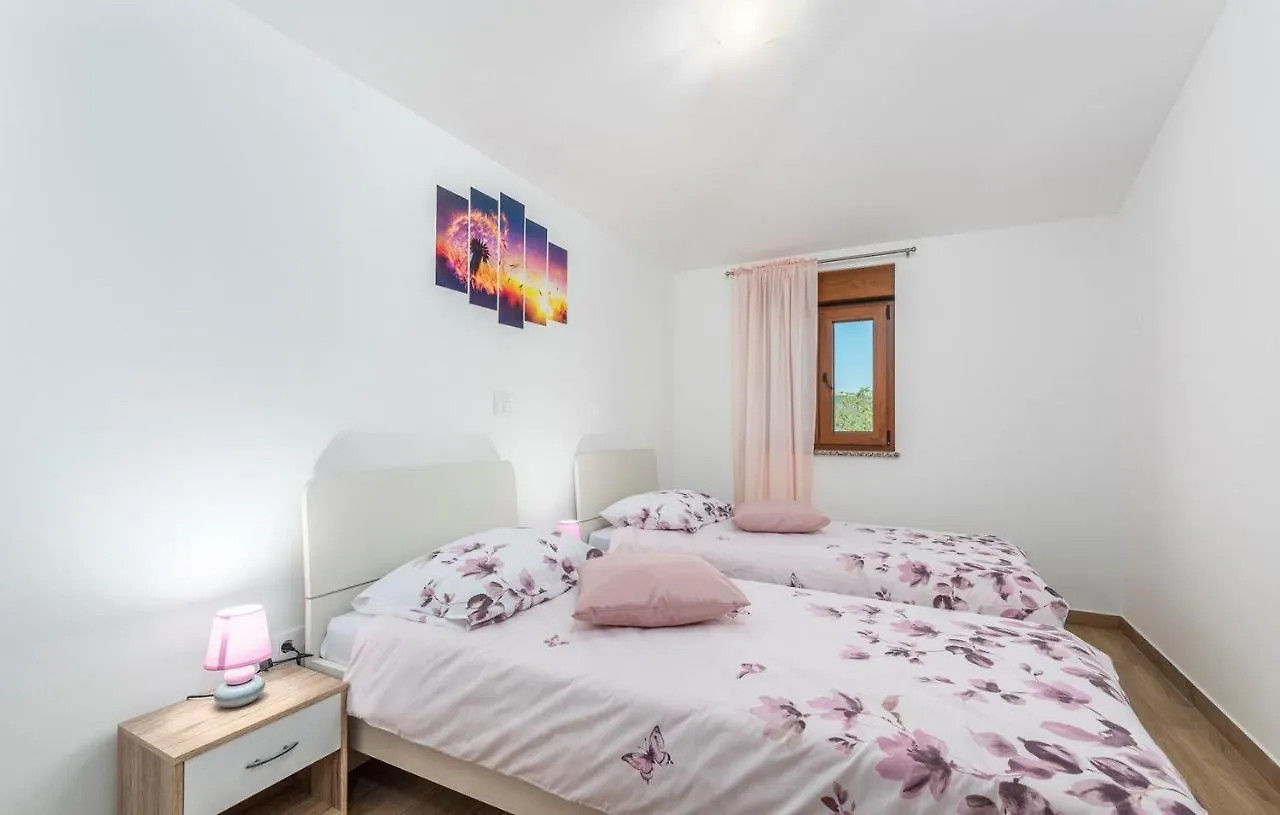 Vikendica Terre Bianche With Private Pool And Whirlpool